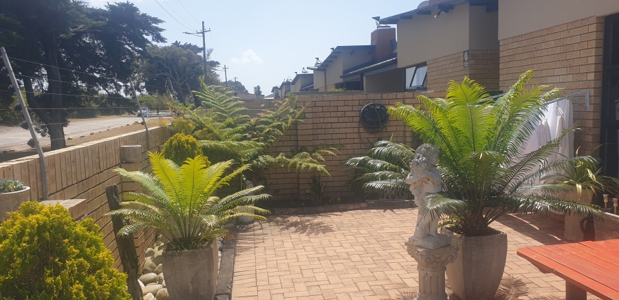 To Let 2 Bedroom Property for Rent in Westering Eastern Cape
